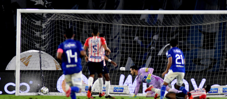 MILLONARIOS Junior 2021