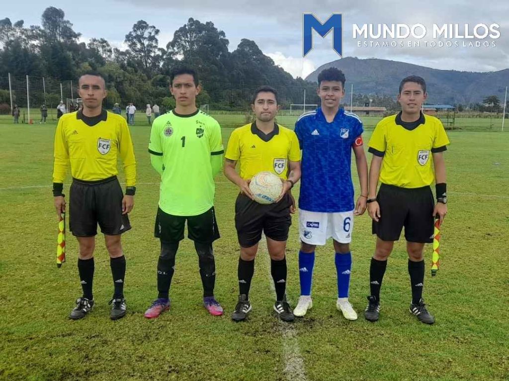 Capitanes de Independiente y Millonarios Sub15