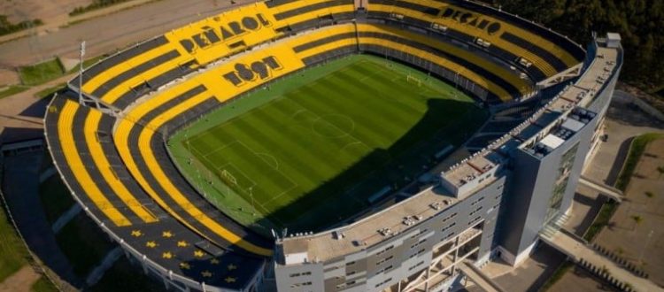 Estadio Campeón Del Siglo