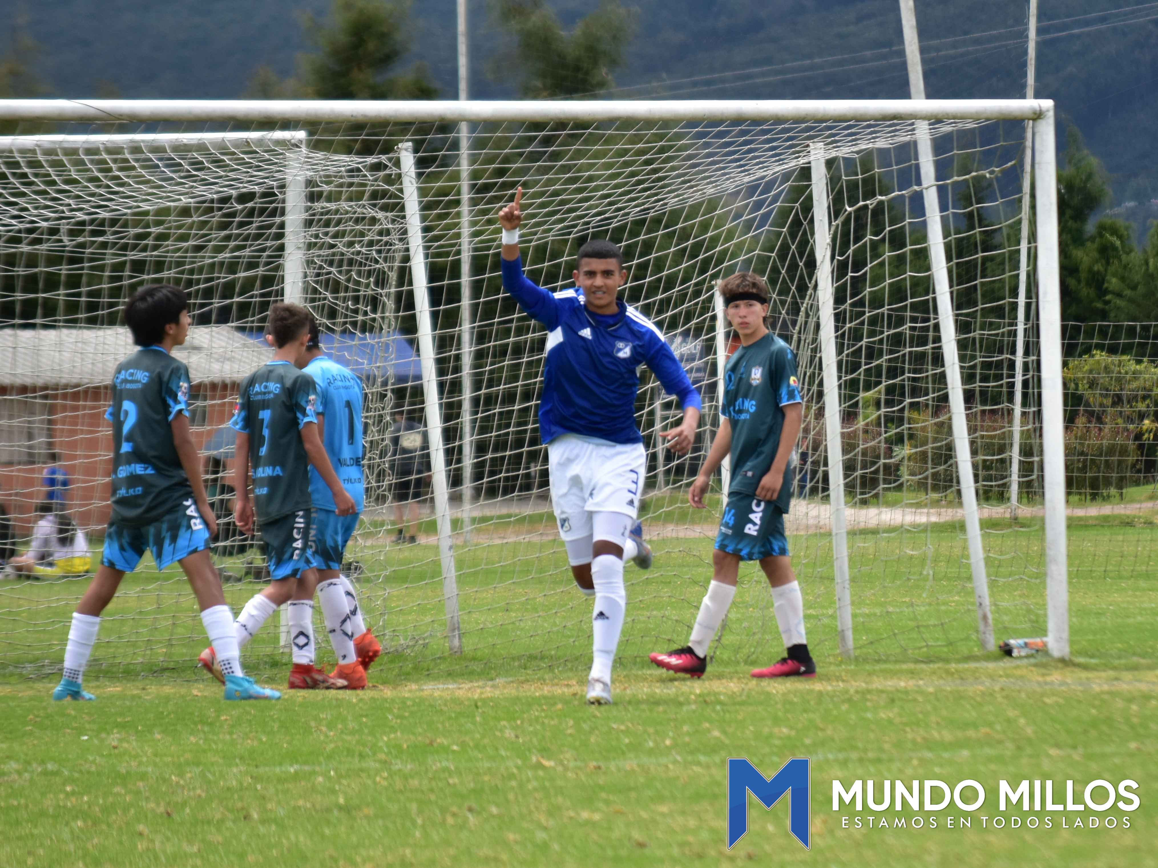 Celebración de uno de los goles de Millonarios Sub15 a Racing Bogotá